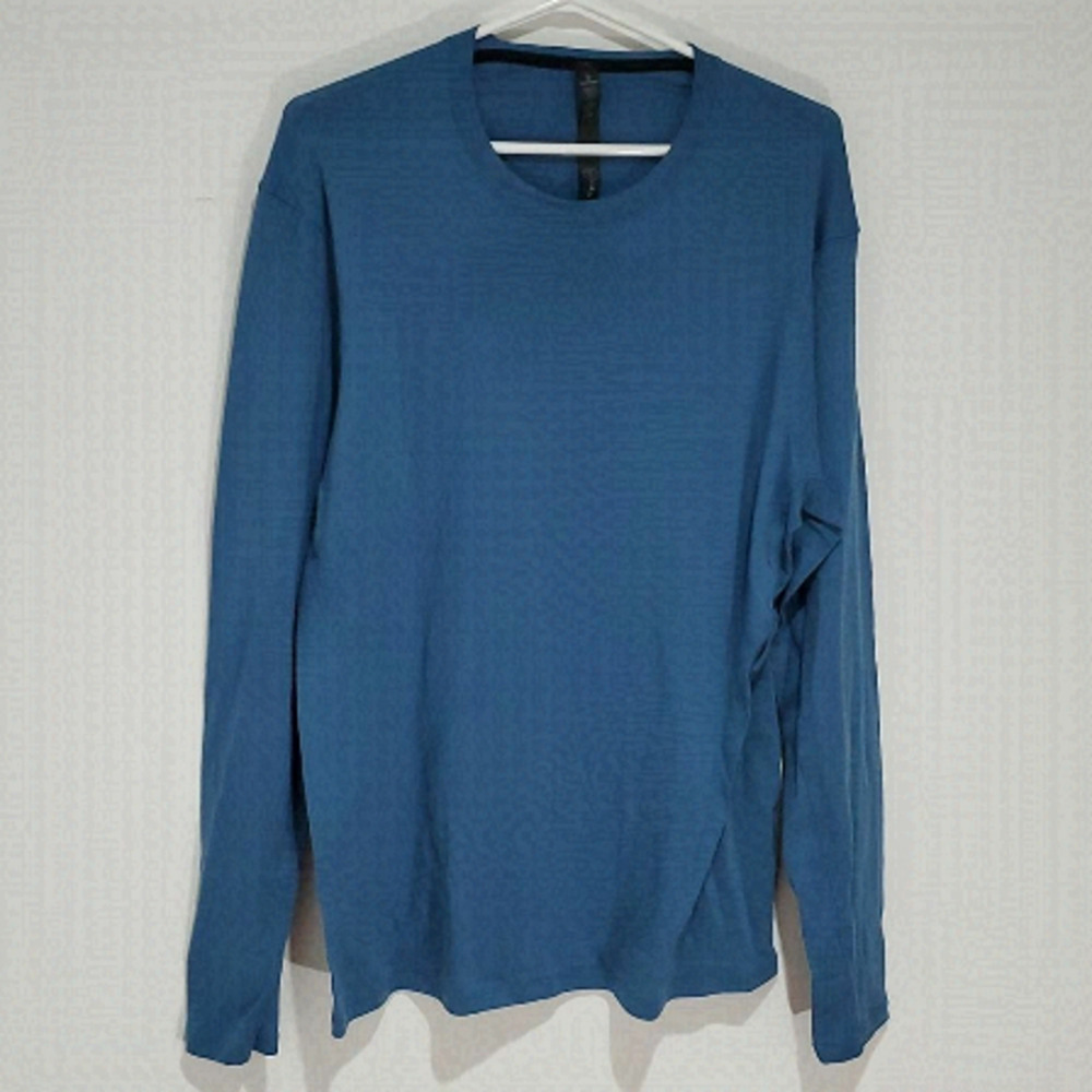 Lululemon large blue long sleeve shirt